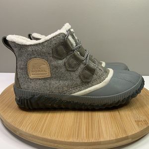 Sorel Gray and White Wool-Blend Ankle Boots